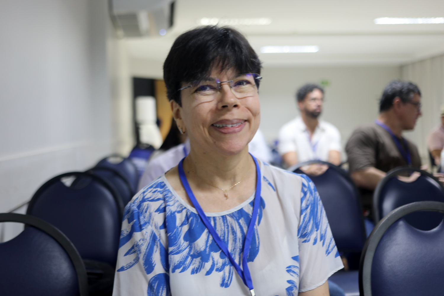 Mercedes Bustamante, da Universidade de Brasília, proferiu a palestra Extensão na Pós-Graduação.